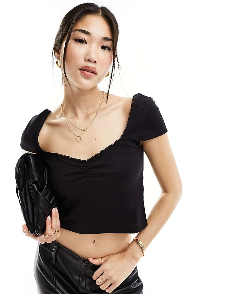 Cotton:On Cotton On Trim Detail Sweetheart Crop Top In Black For Women - Image 5