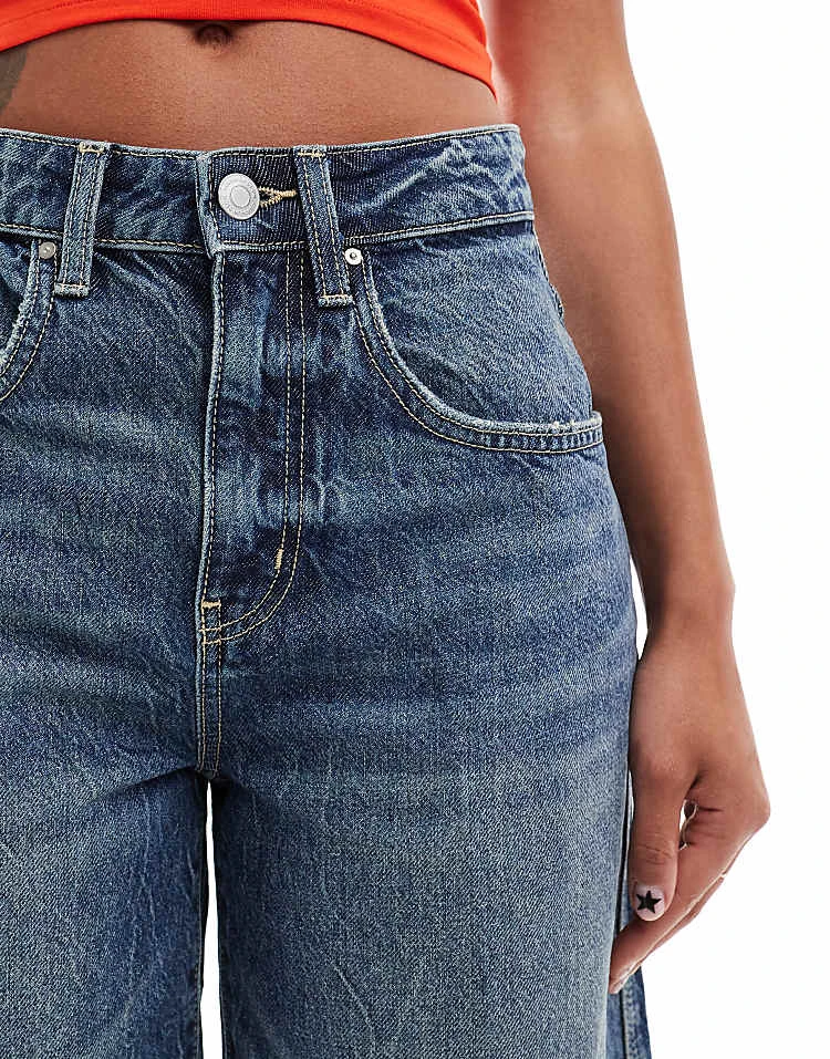 Cotton:On Cotton On 90s Baggy Shorts In Blue Dusk Denim For Women - Image 2