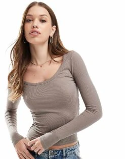 Cotton:On Staple Rib Scoop Neck Long Sleeve Top In Brown For Women