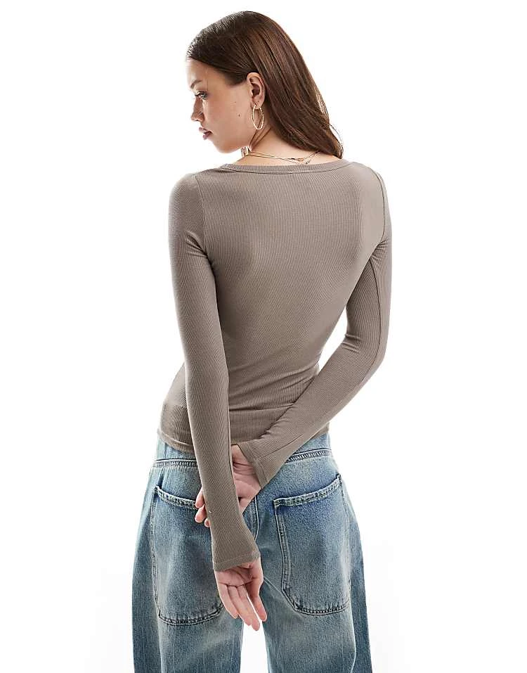 Cotton:On Staple Rib Scoop Neck Long Sleeve Top In Brown For Women - Image 3