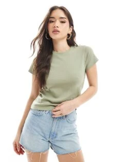 Cotton:On 90s Baby Tee In Green For Women